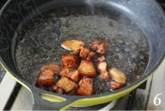 酸菜豬肉燉粉條的做法 步骤6