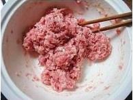 豬肉大蔥燙麪蒸餃的做法 步骤3