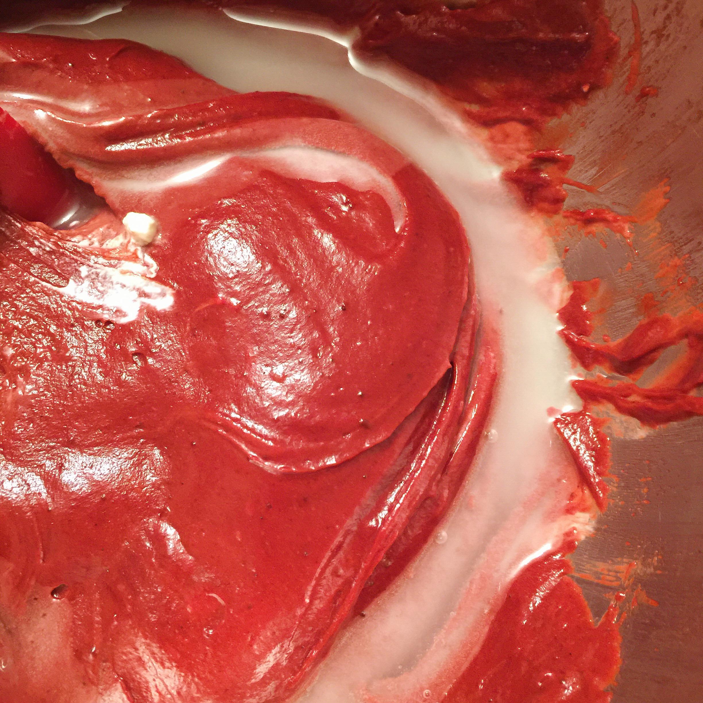 正宗紅絲絨cupcake—馬斯卡彭奶油霜的做法 步骤11