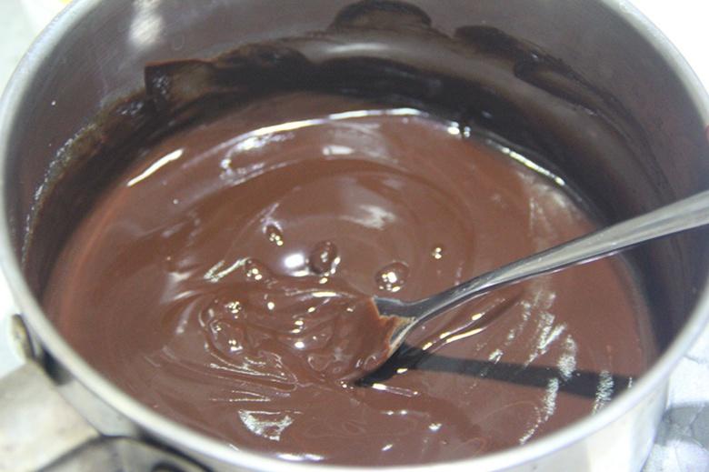 古典巧克力cupcake配馬斯卡彭奶油霜的做法 步骤1