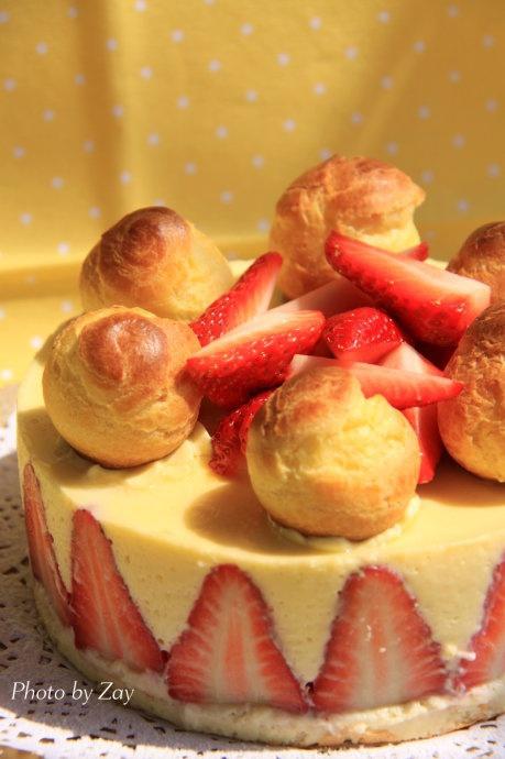 法式草莓泡芙蛋糕的做法 步骤1