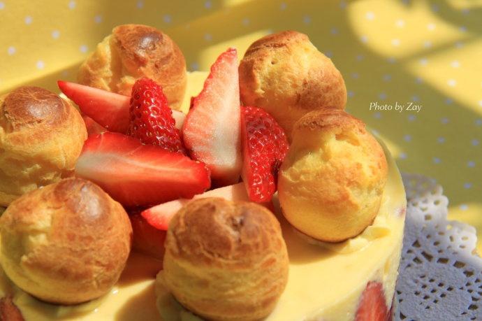 法式草莓泡芙蛋糕的做法 步骤2