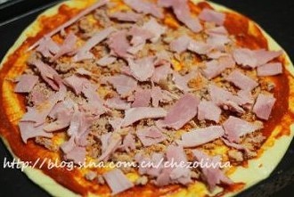 金槍魚匹薩&培根臘腸披薩的做法 步骤5