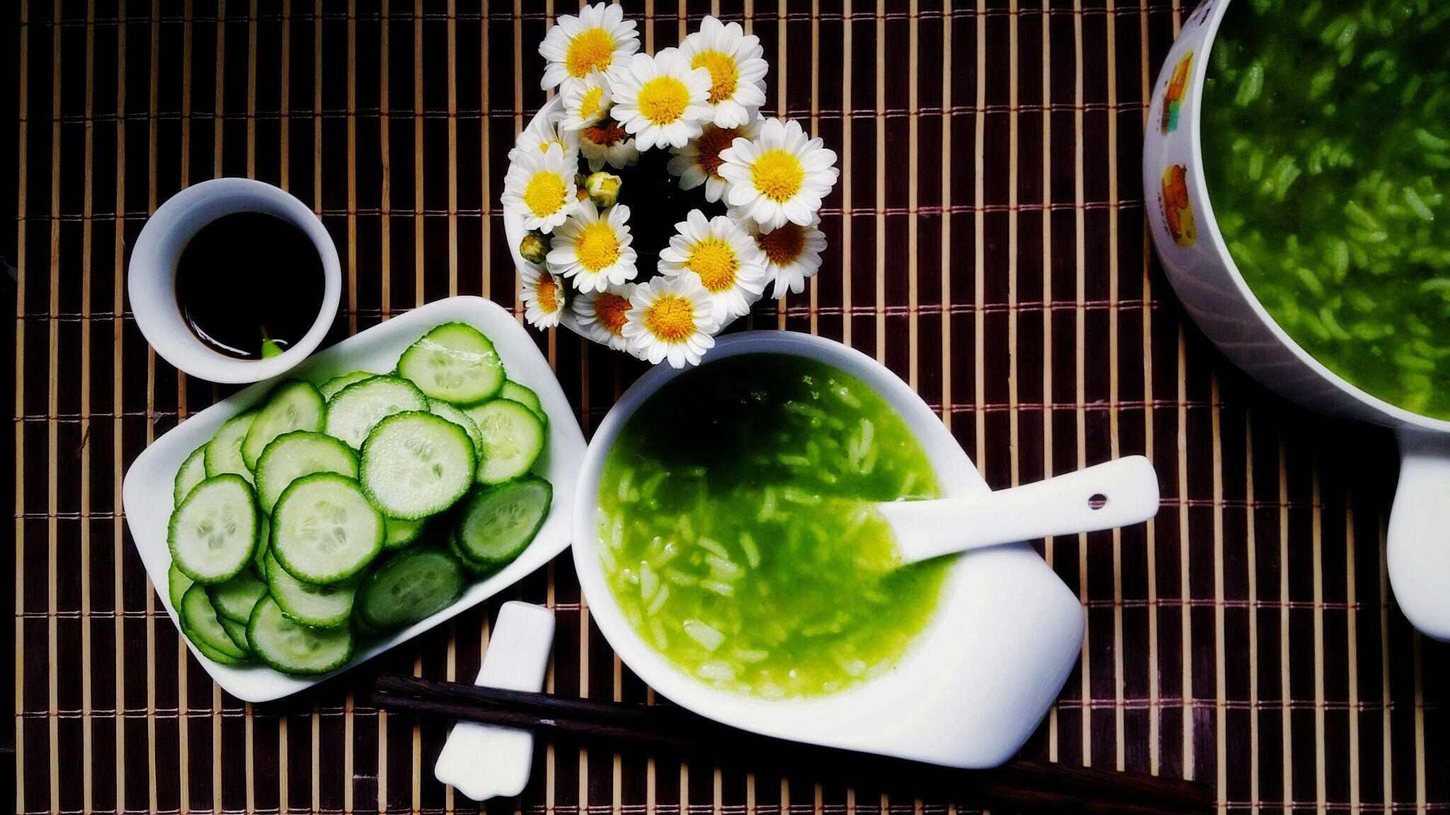 怎麼煮碧綠又有果凍質感的荷葉粥？丨荷葉羹 · 圓滿素食的做法 步骤7