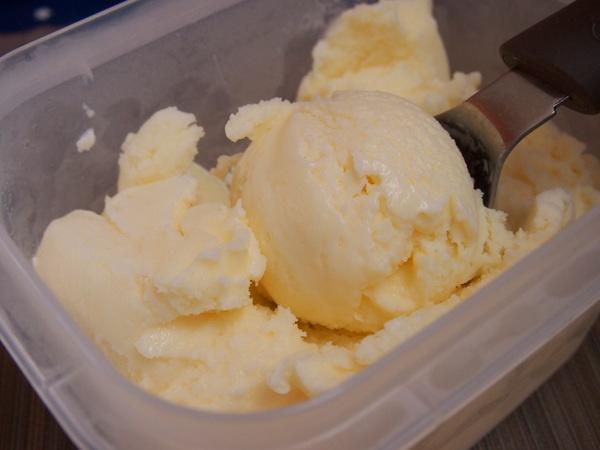 牛奶冰淇淋 Fleur de Lait的做法 步骤3