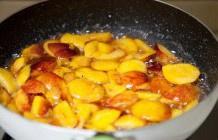油桃果醬的做法 步骤4