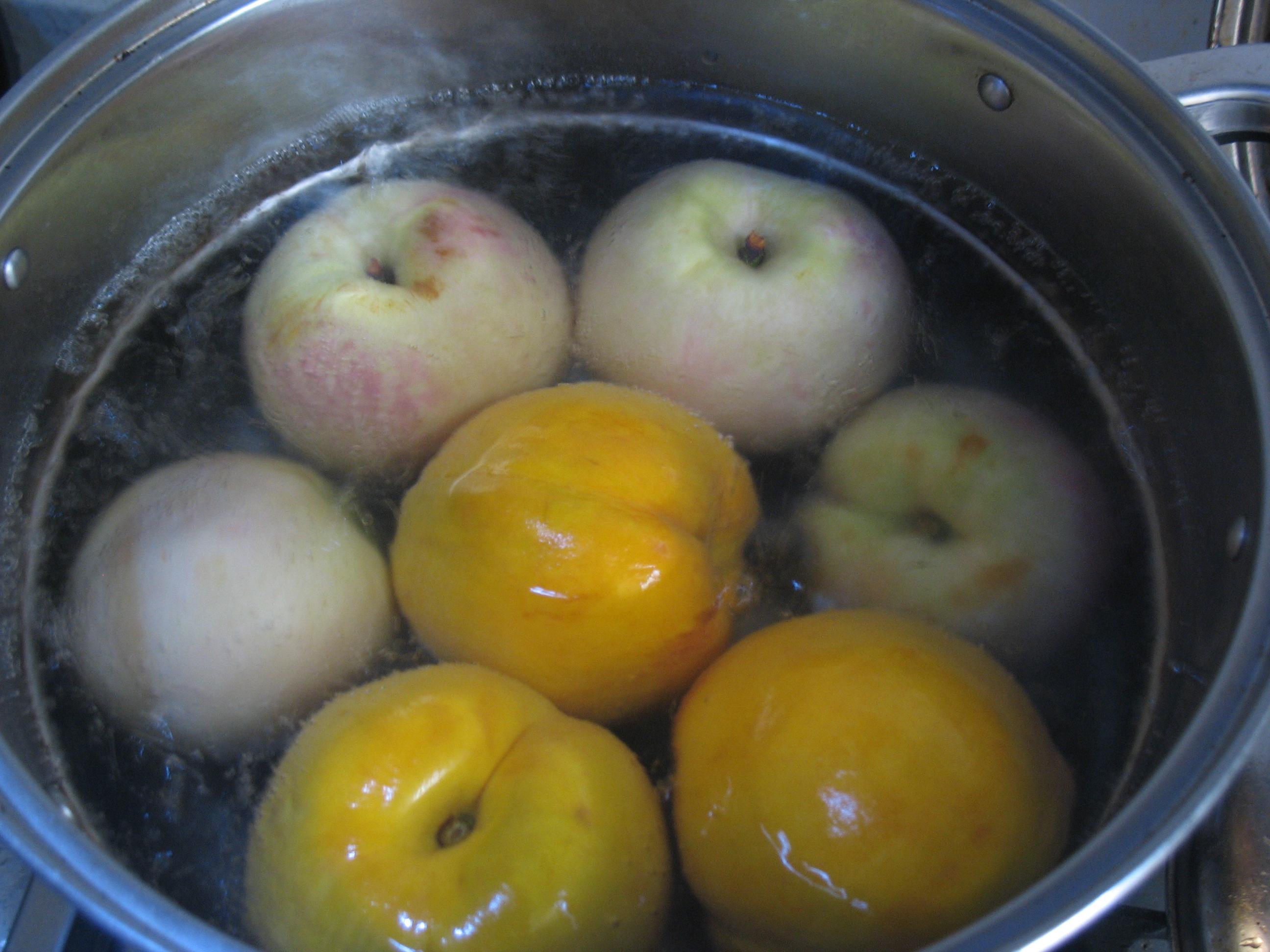 桃子果醬的做法 步骤1