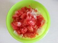 西瓜果醬的做法 步骤1