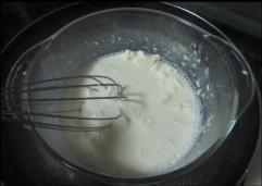 日式輕乳酪蛋糕的做法 步骤5