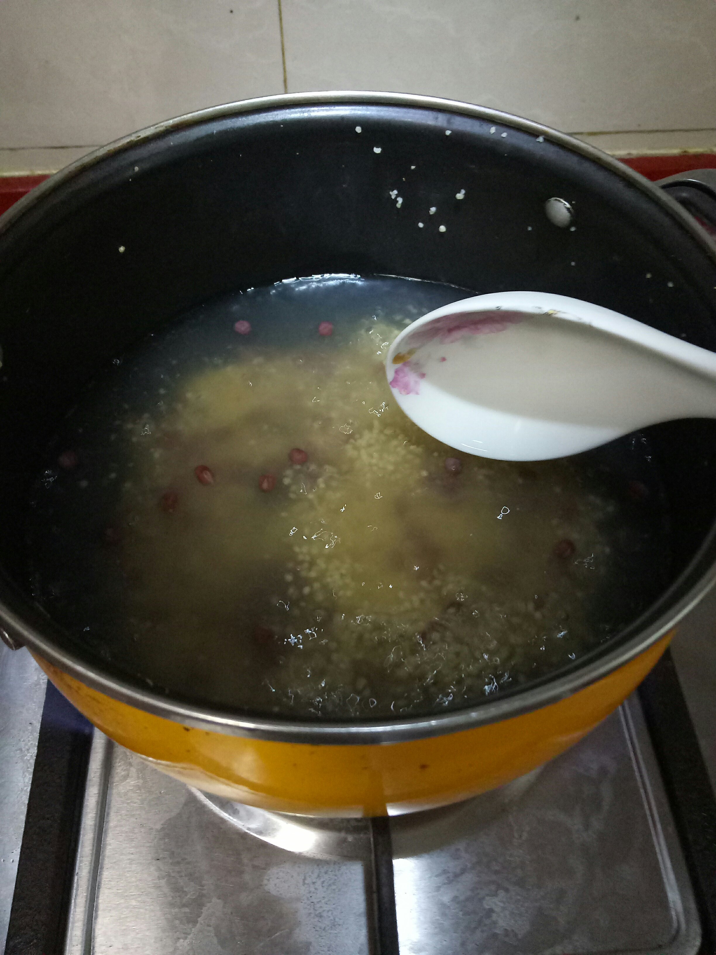 小米紅豆麥子粥的做法 步骤6