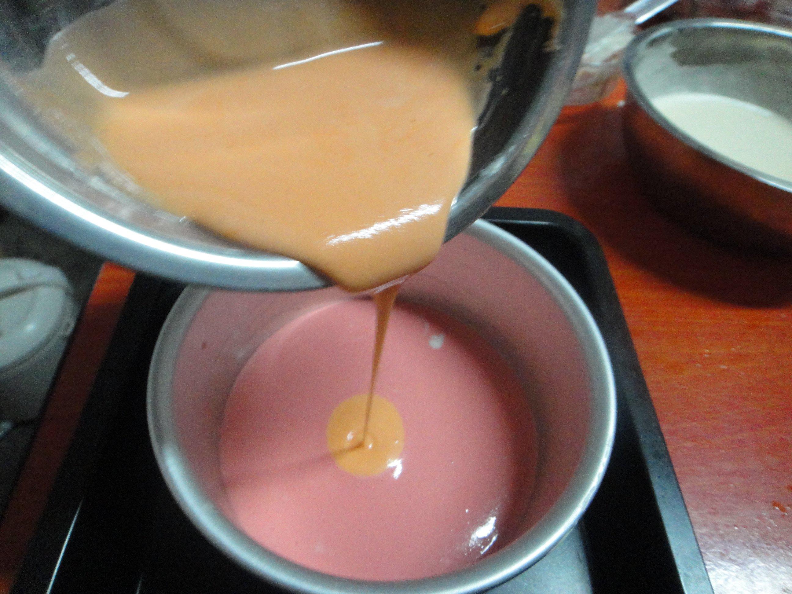 彩虹輕乳酪蛋糕的做法 步骤9