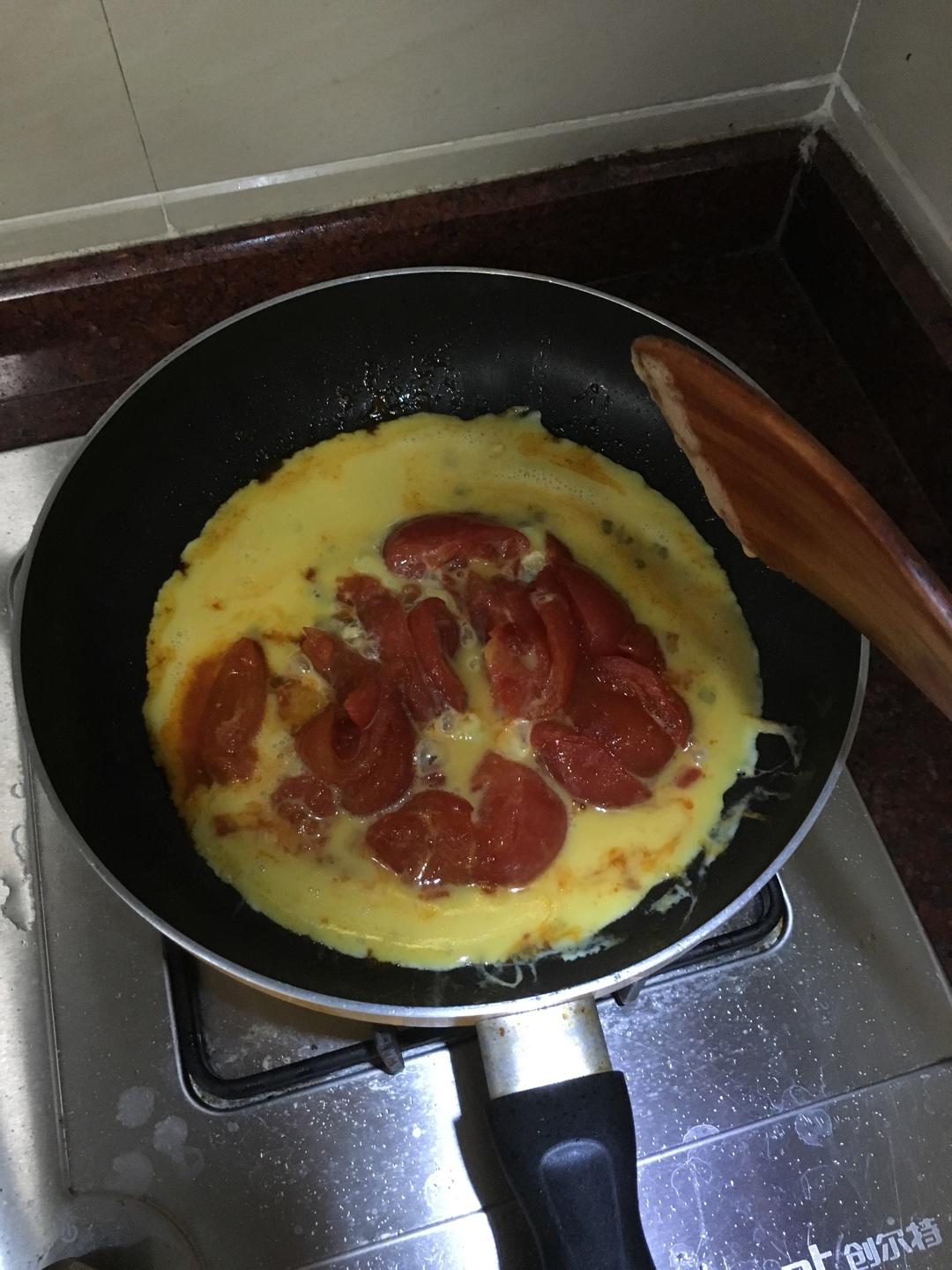 【家常小菜】懶人版蕃茄炒蛋的做法 步骤5