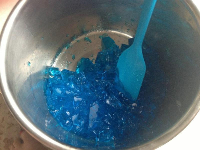 藍色の海洋酸奶慕斯蛋糕的做法 步骤24