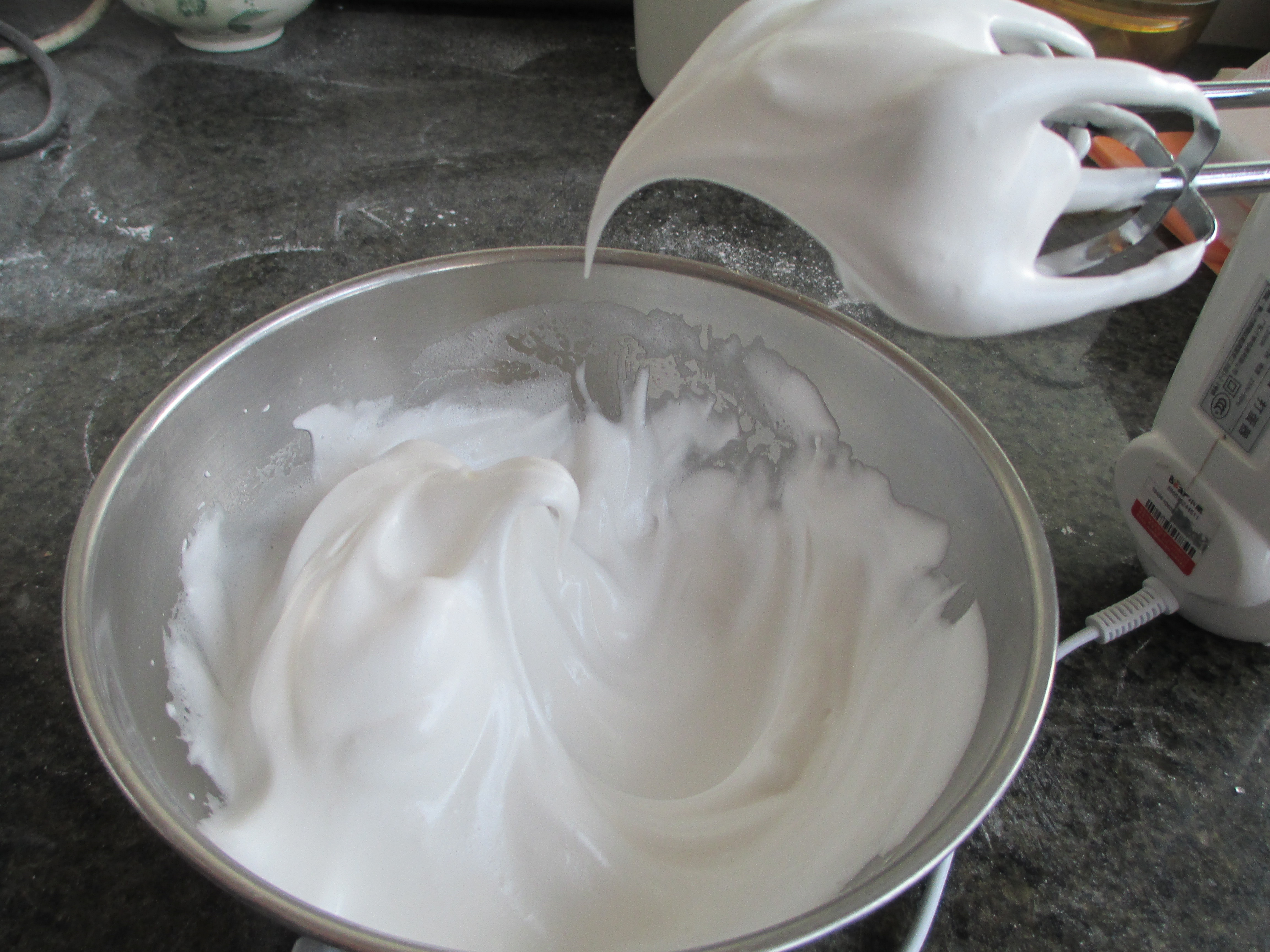 無油酸奶蛋糕6寸（2蛋）的做法 步骤5