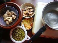 土茯苓綠豆乳鴿湯的做法 步骤5