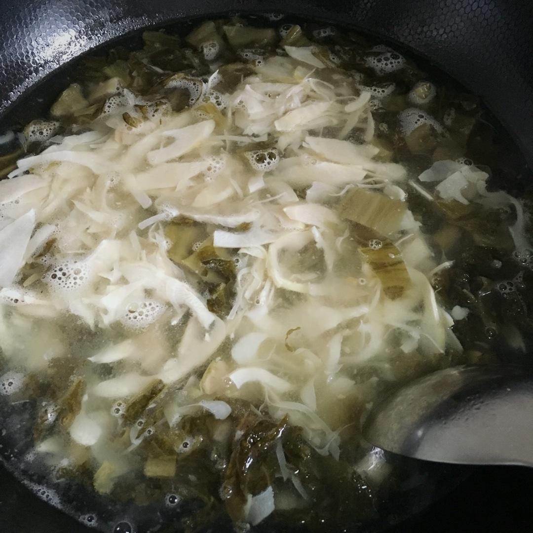 清熱解暑的苦筍冬菜肉片湯的做法 步骤4