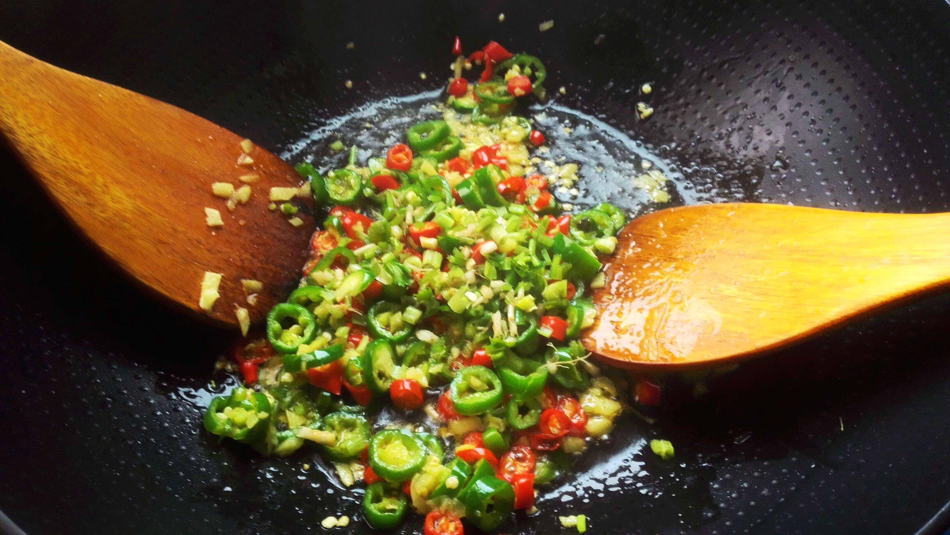 少油茄子，清熱解暑防「三高」丨燒雙茄&手撕茄子 · 圓滿素食的做法 步骤14