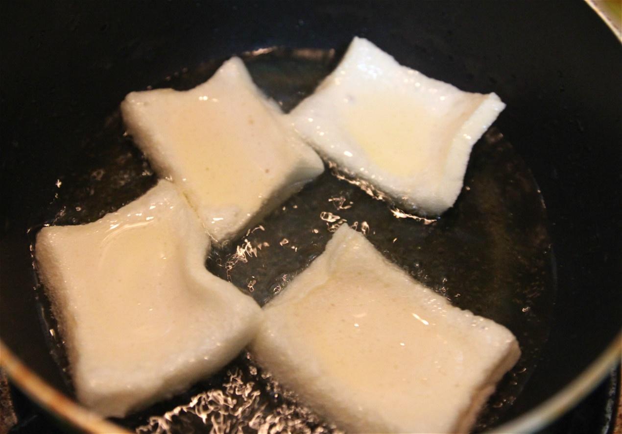 香炸千頁豆腐（簡單快手，夜宵排擋人氣菜）的做法 步骤3