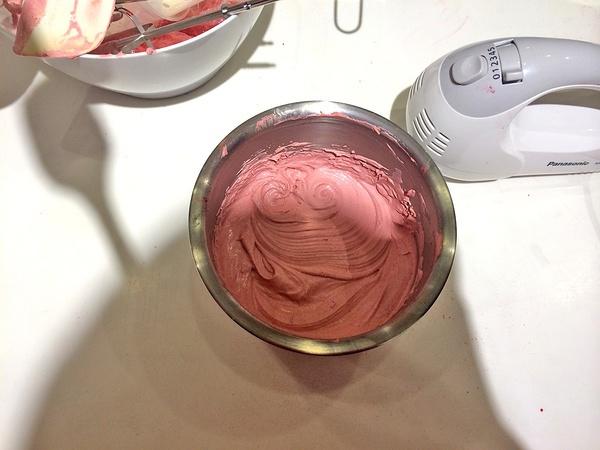 紅絲絨—情人節草莓CAKE的做法 步骤2