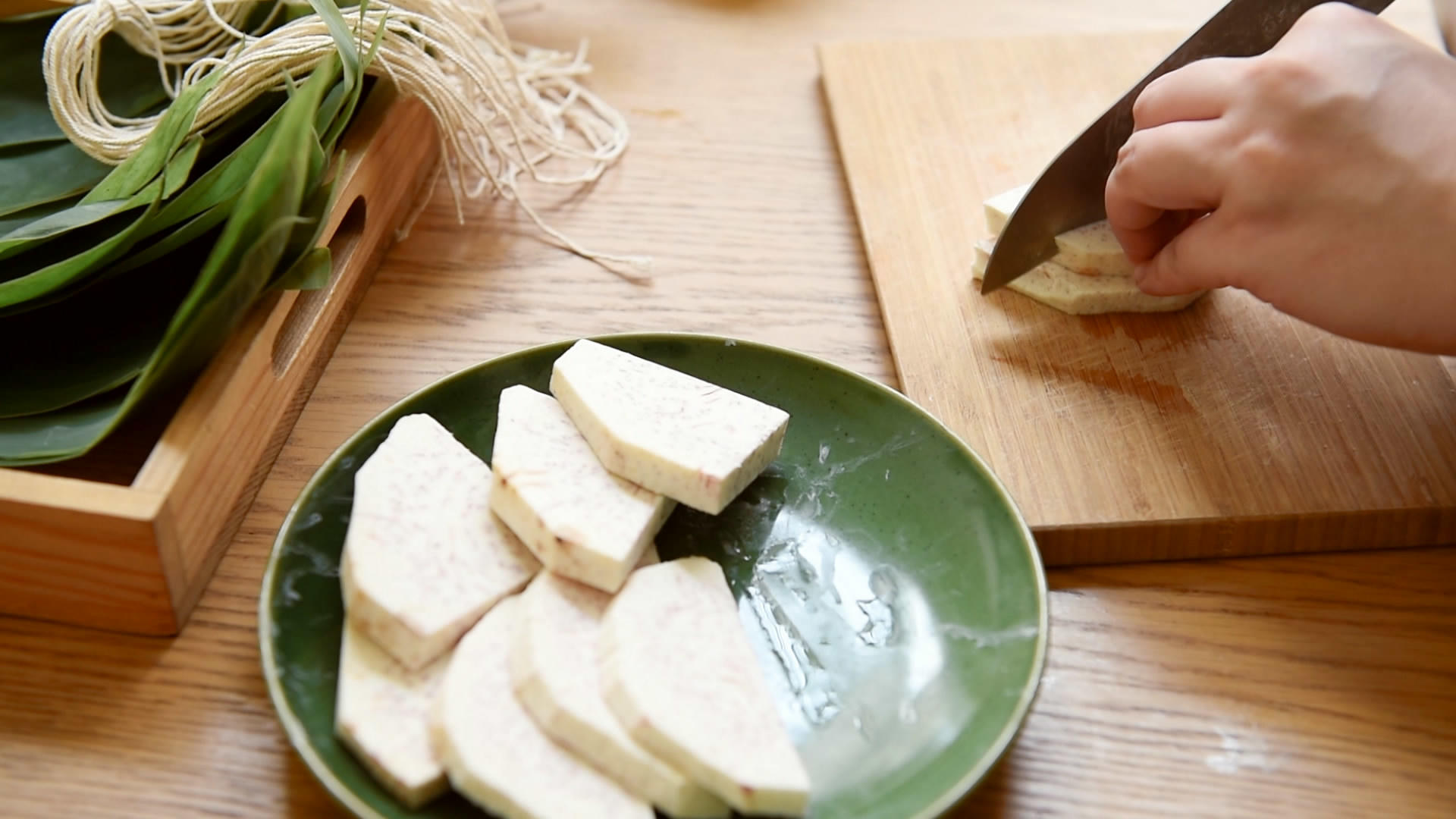 綠油油泰式西米粽子（紅豆/香芋餡）（內含料理視訊）的做法 步骤5