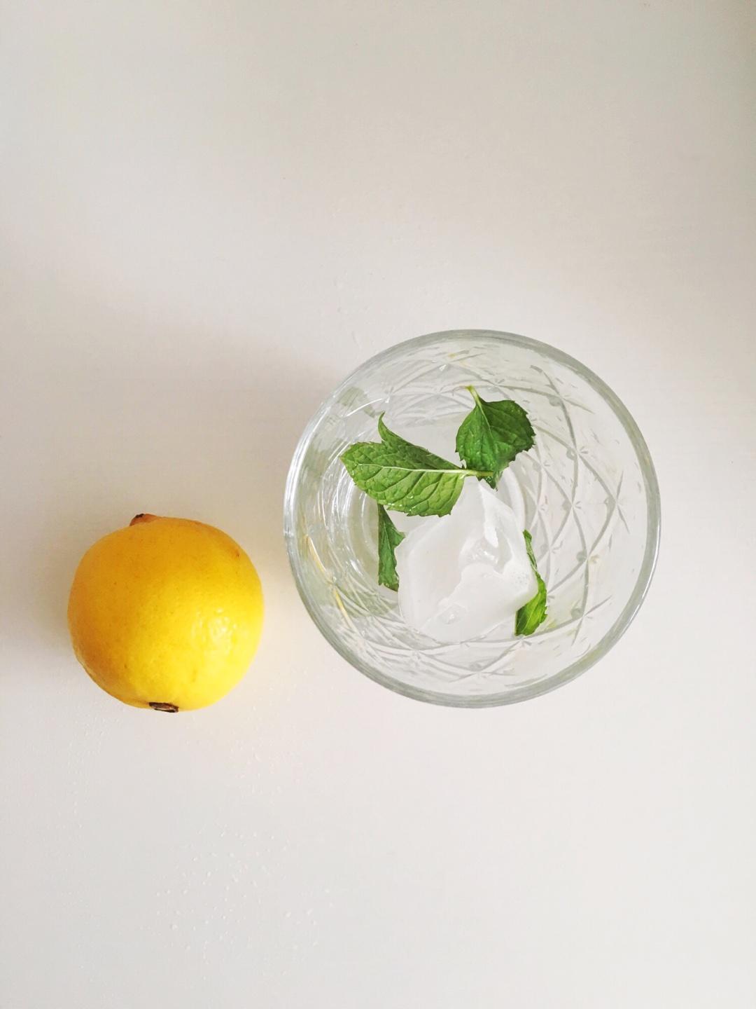 百香果檸檬蘇打水的做法 步骤1