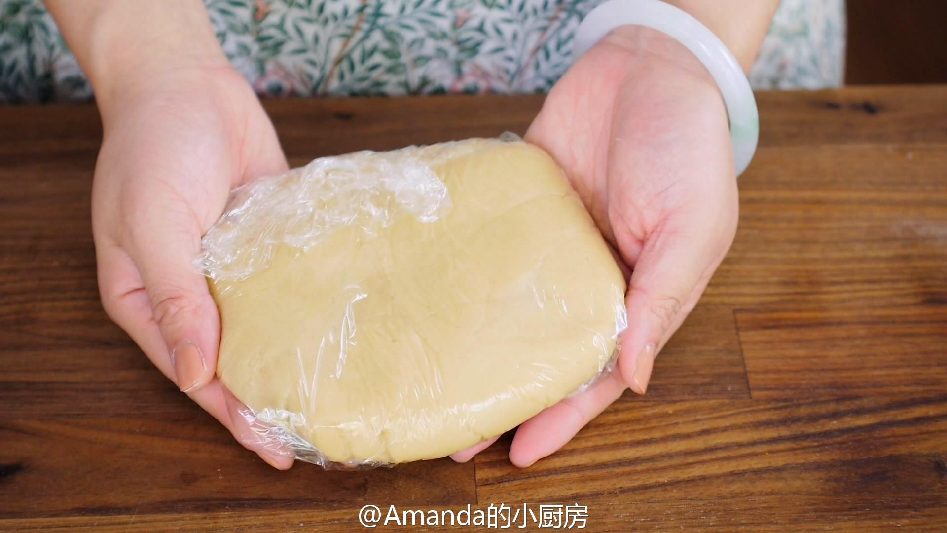 【曼食慢語】蛋黃蓮蓉月餅的做法 步骤12