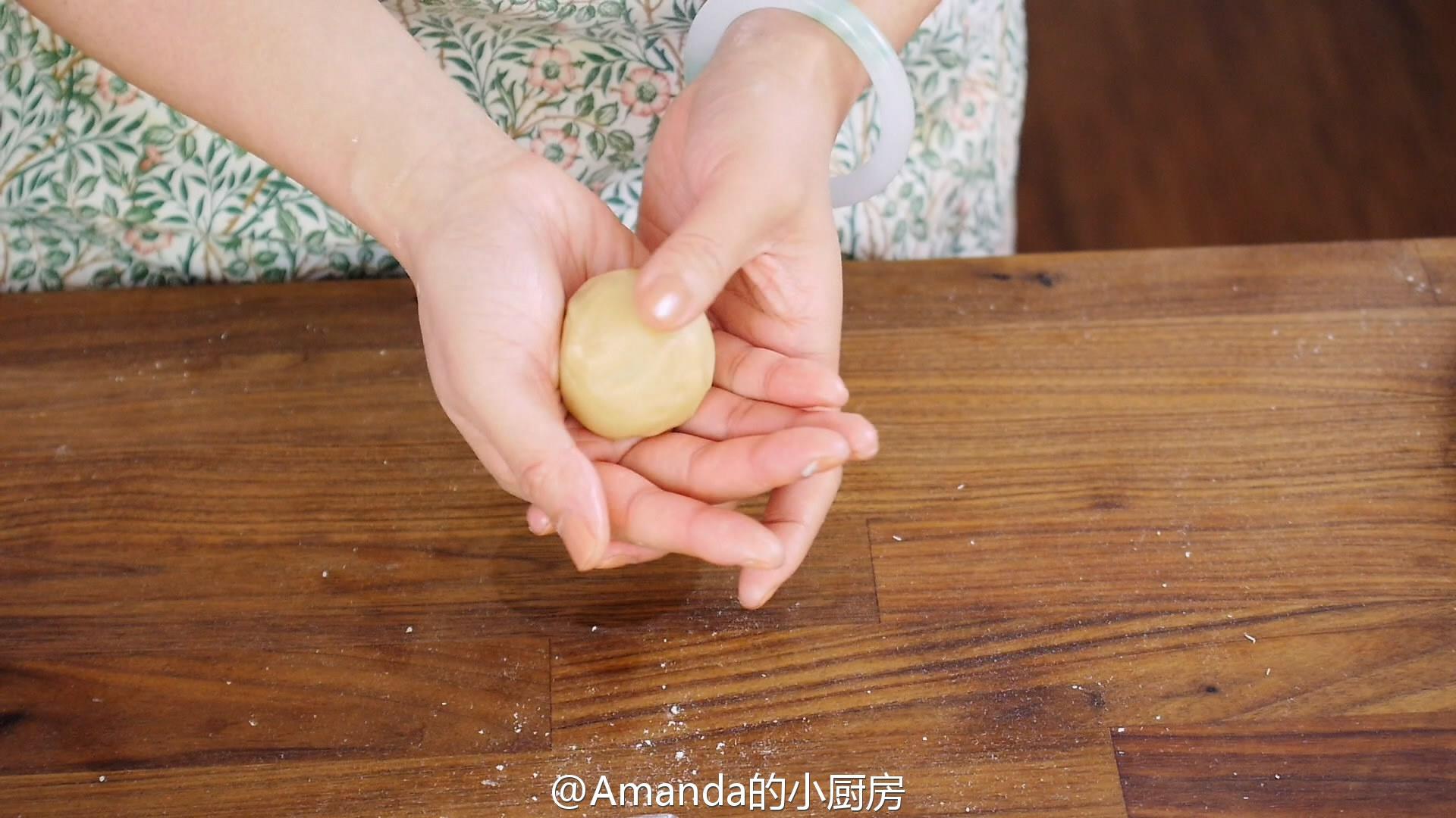 【曼食慢語】蛋黃蓮蓉月餅的做法 步骤19