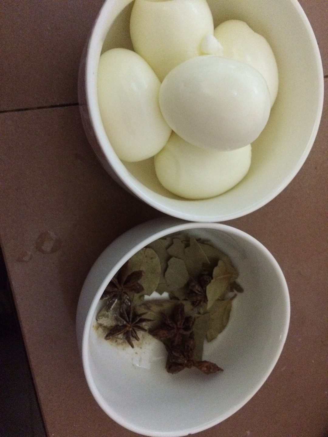 電飯煲煮茶葉蛋的做法 步骤1