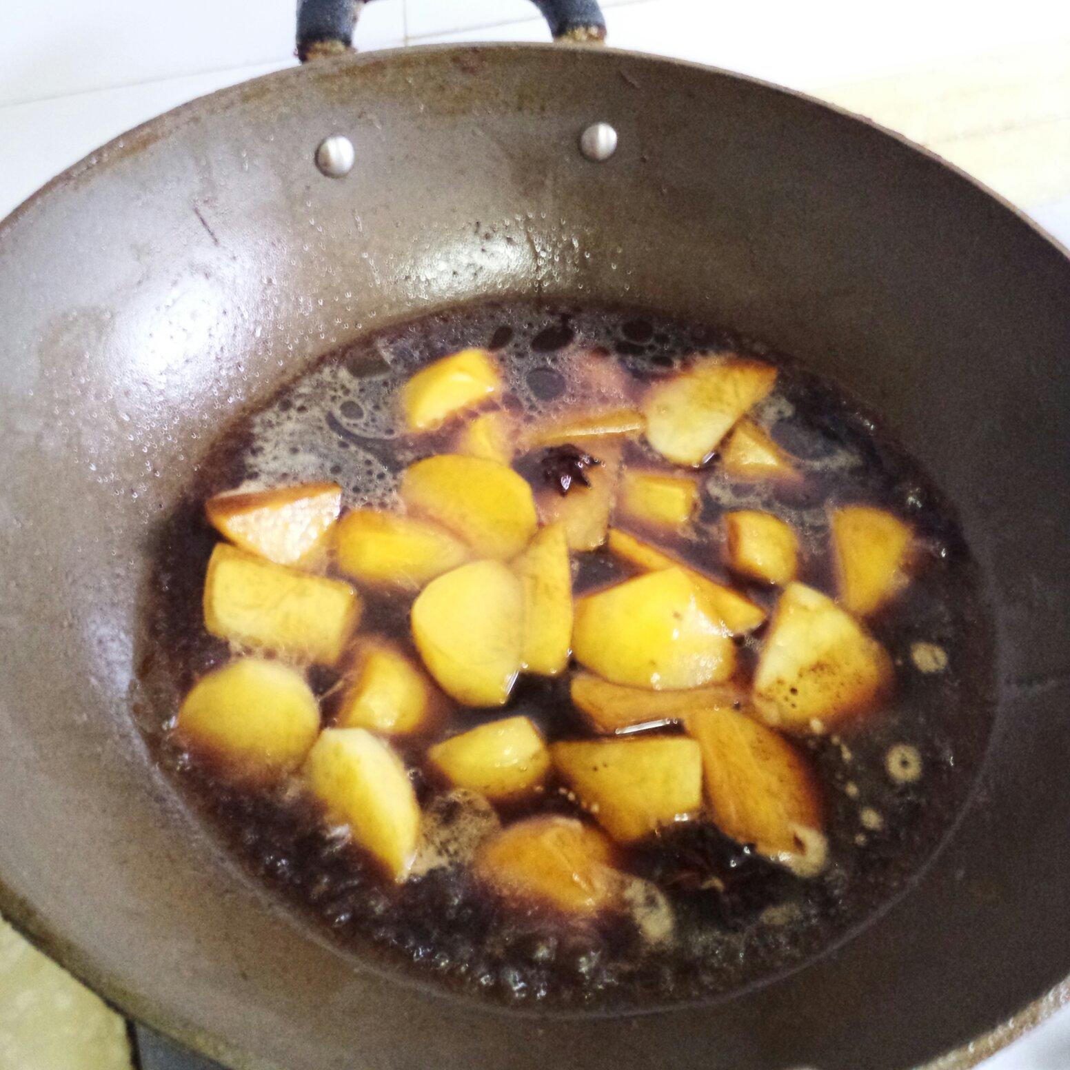 紅燒土豆的做法 步骤4