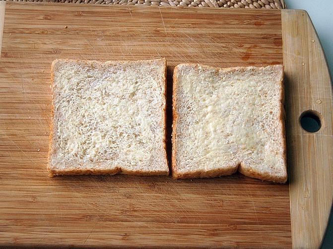 香烤乳酪三明治的做法 步骤1