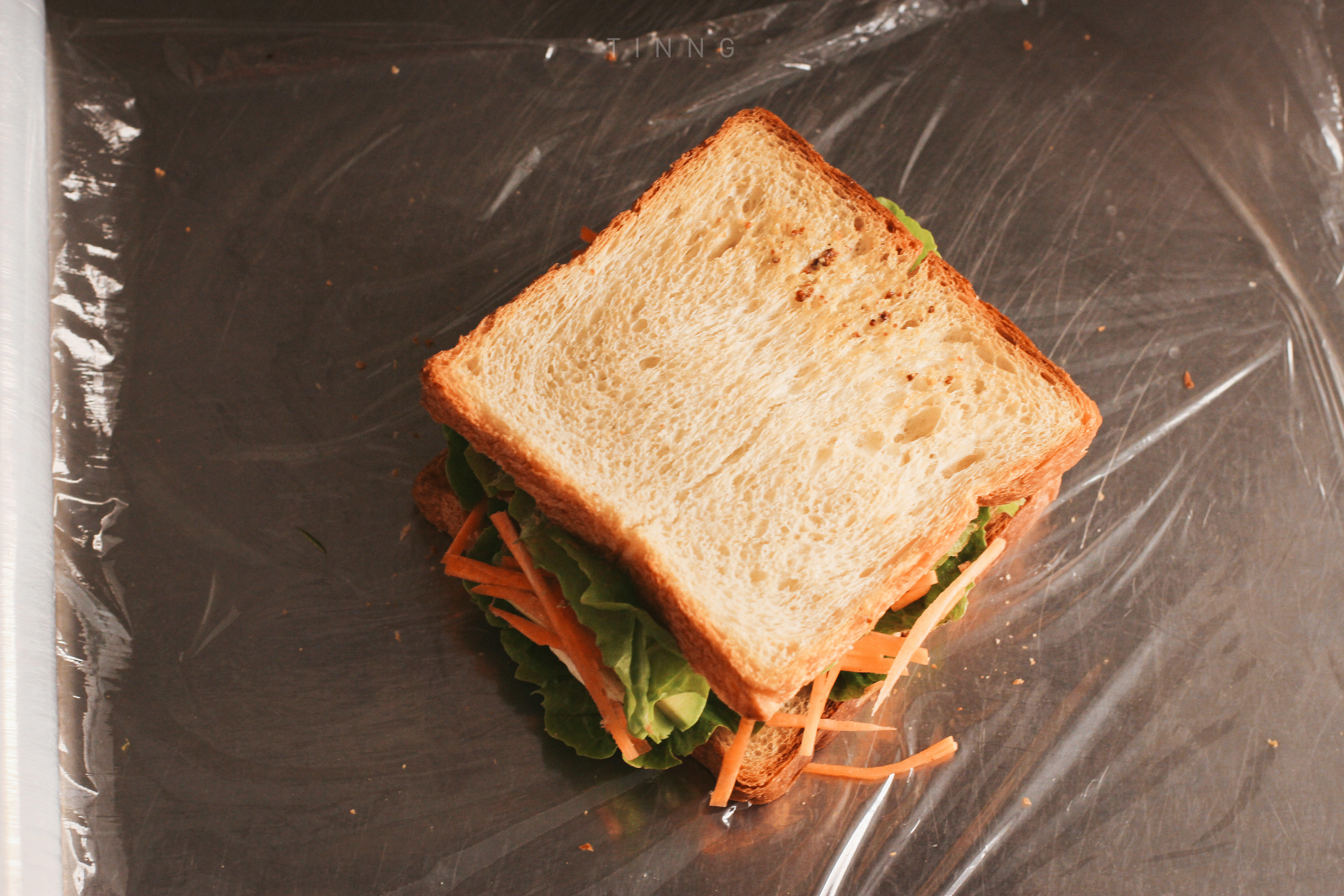 如何做超厚的沼三明治~詳細tip！牛油果雞蛋午餐肉三明治~的做法 步骤10