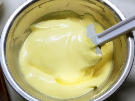 芒果酸奶芝士慕斯蛋糕——樂眾繽紛夏日烘焙大賽獲獎作品的做法 步骤6