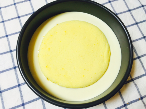 芒果酸奶芝士慕斯蛋糕——樂眾繽紛夏日烘焙大賽獲獎作品的做法 步骤22