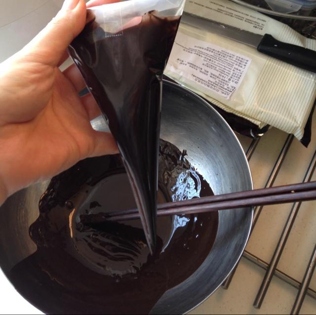巧克力轉印法做巧虎蛋糕的做法 步骤6