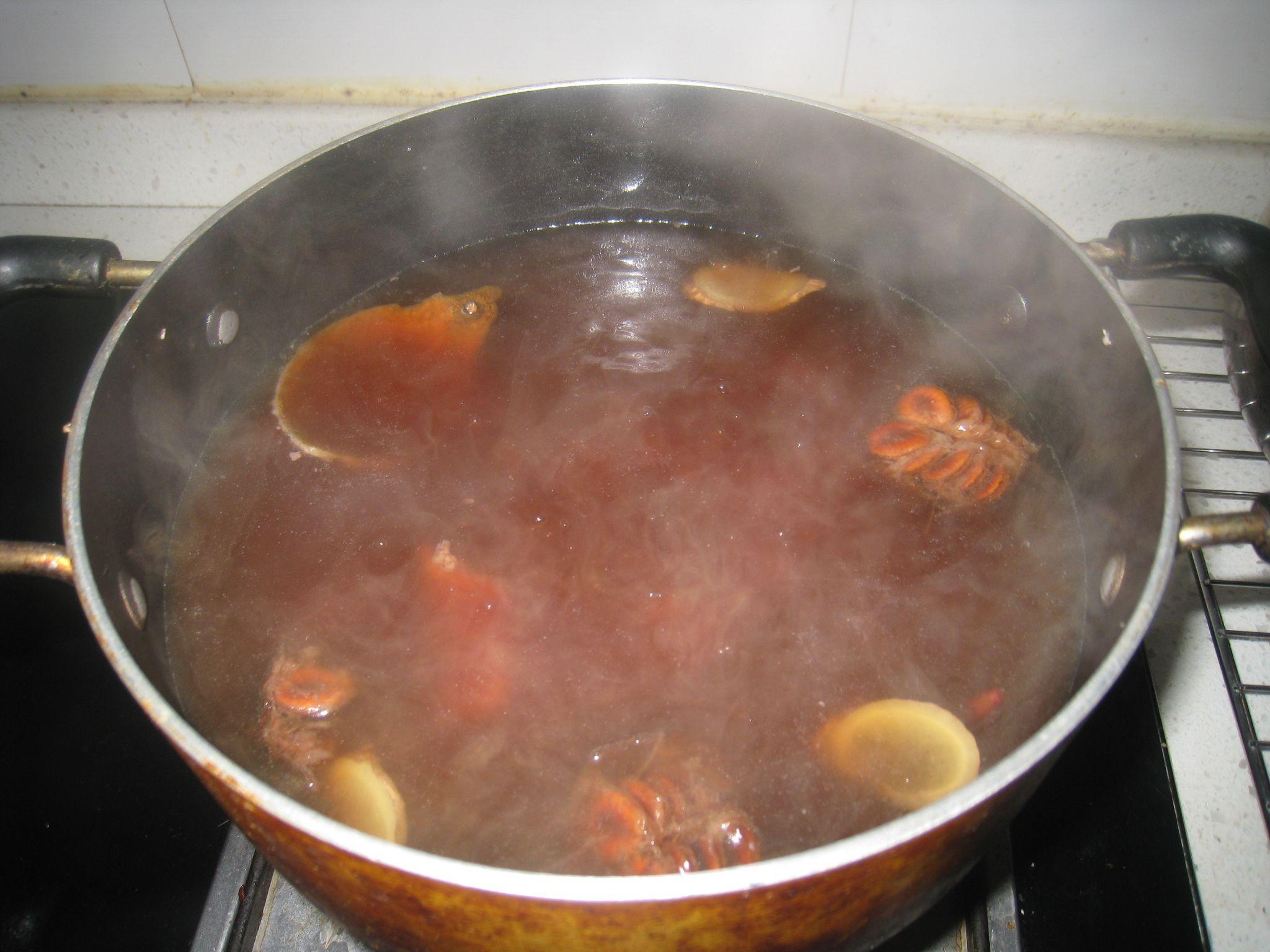 祛溼潤肺瘦肉湯的做法 步骤5