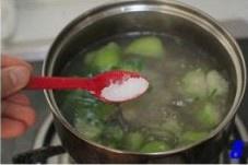絲瓜花蛤湯的做法 步骤8