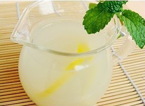 檸檬薏米水的做法 步骤3