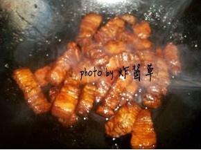 梅乾菜紅燒肉的做法 步骤7