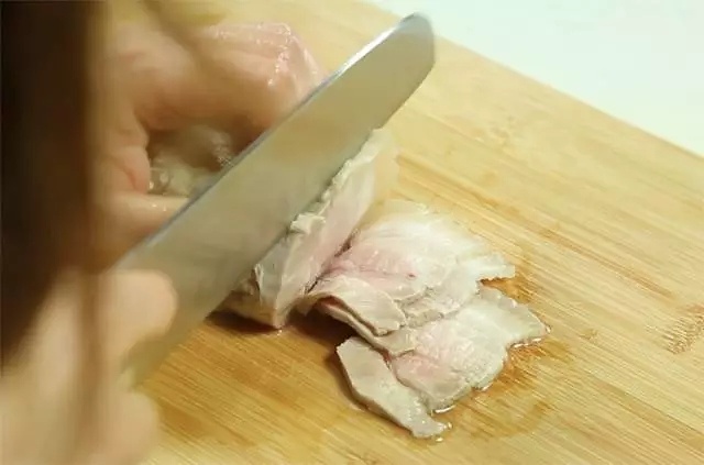 下飯神菜 家常小炒肉的做法 步骤4