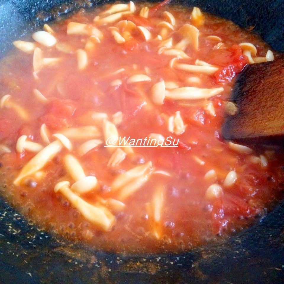 茄汁海鮮菇的做法 步骤3