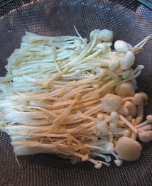蒜蓉蒸金針菇的做法 步骤4