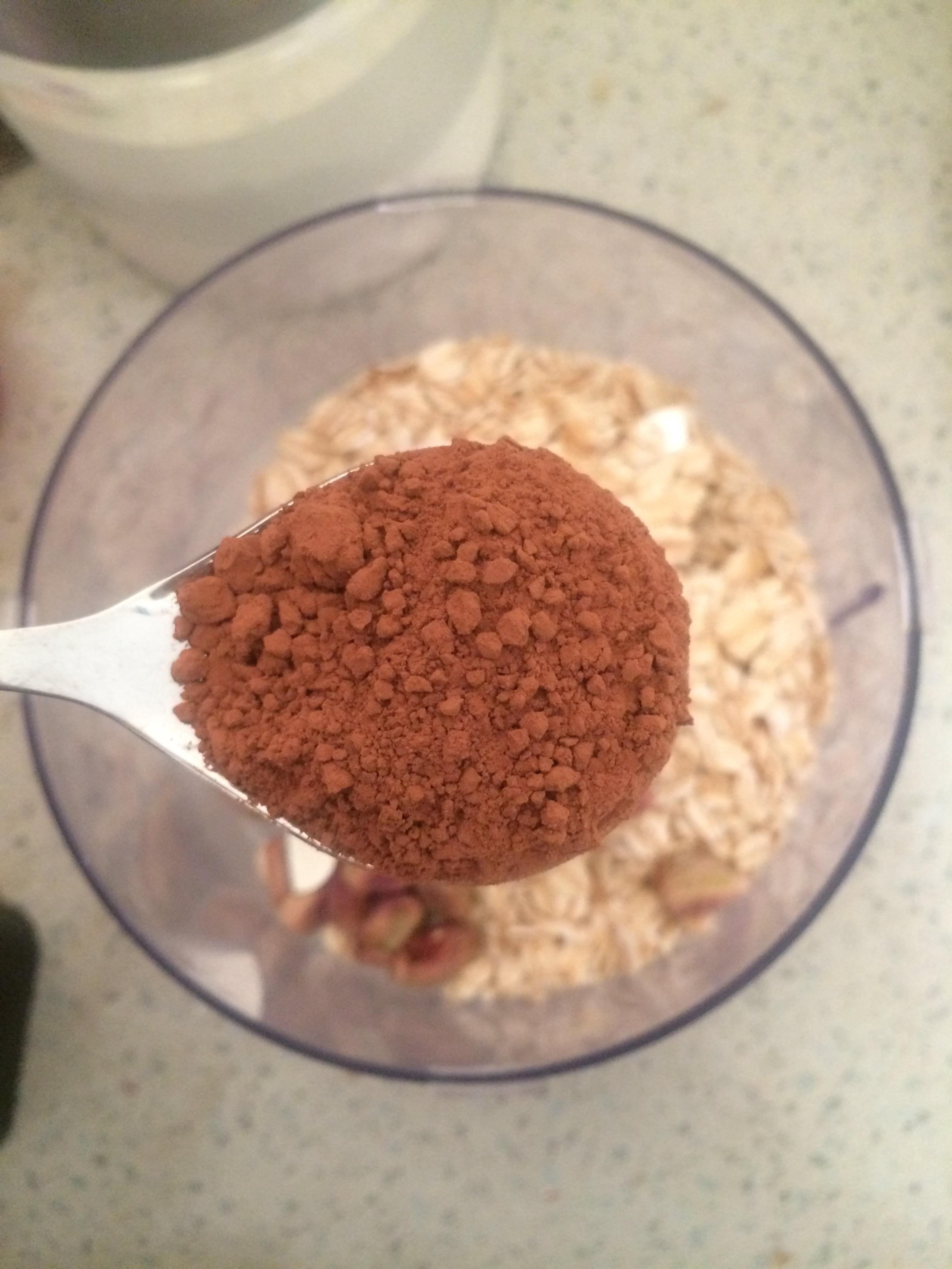 素食椰棗燕麥巧克力能量球 vegan oats chocolate energy ball的做法 步骤4