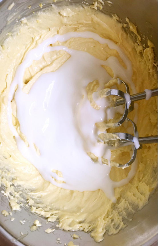 酸奶蔓越莓瑪格麗特唯美小糕點——樂眾繽紛夏日烘焙大賽獲獎作品的做法 步骤3