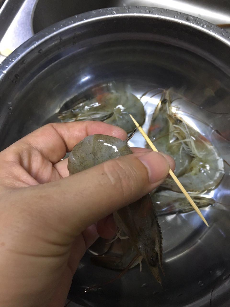 清蒸基圍蝦的做法 步骤1