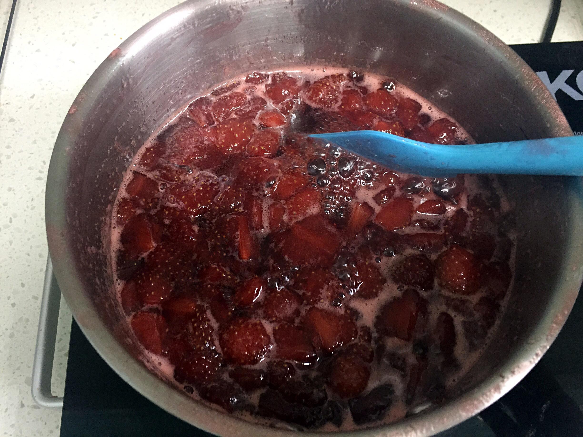 《Tinrry下午茶》番外篇-滿滿果肉的草莓果醬的做法 步骤30