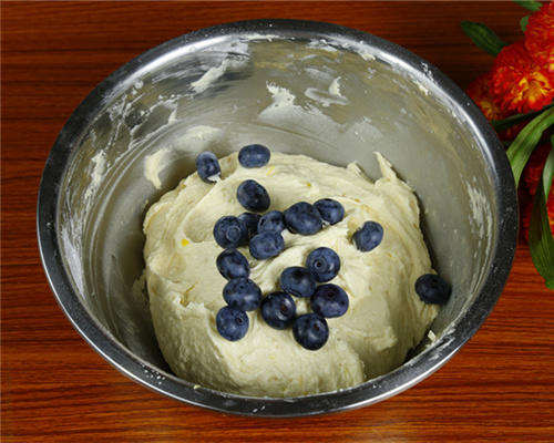 金頂酥粒藍莓馬芬的做法的做法 步骤10