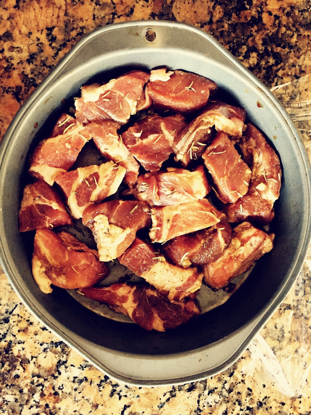 迷迭香/黑胡椒烤豬頸肉的做法 步骤1