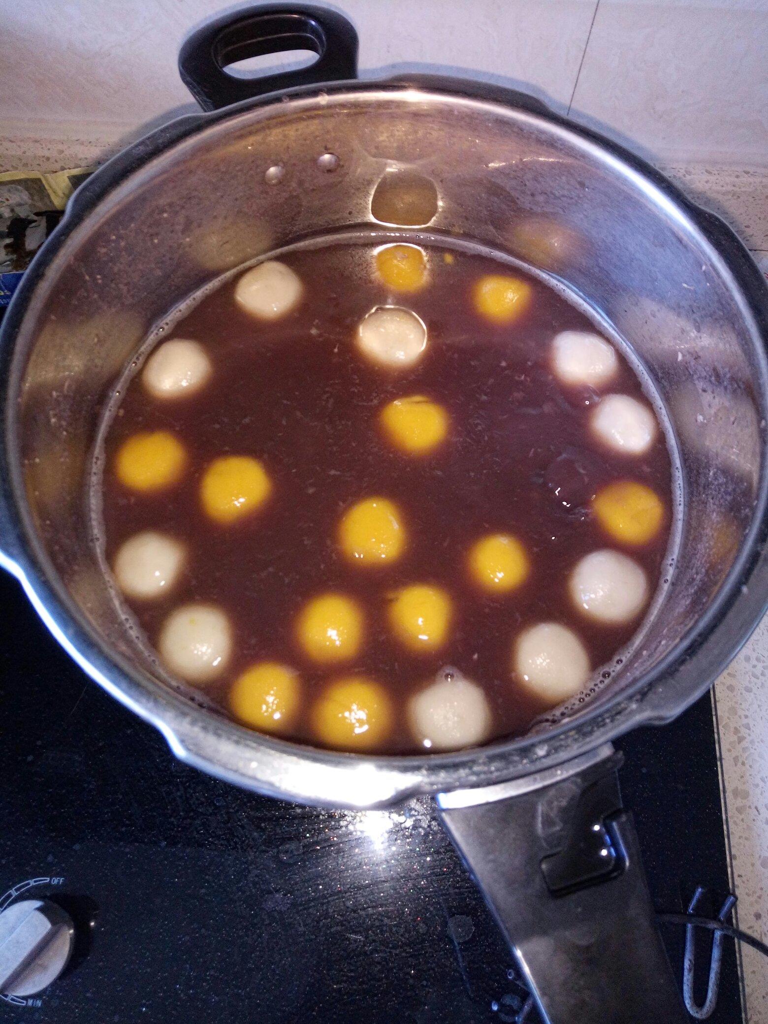 紅豆，南瓜，芋頭湯圓糖水的做法 步骤6