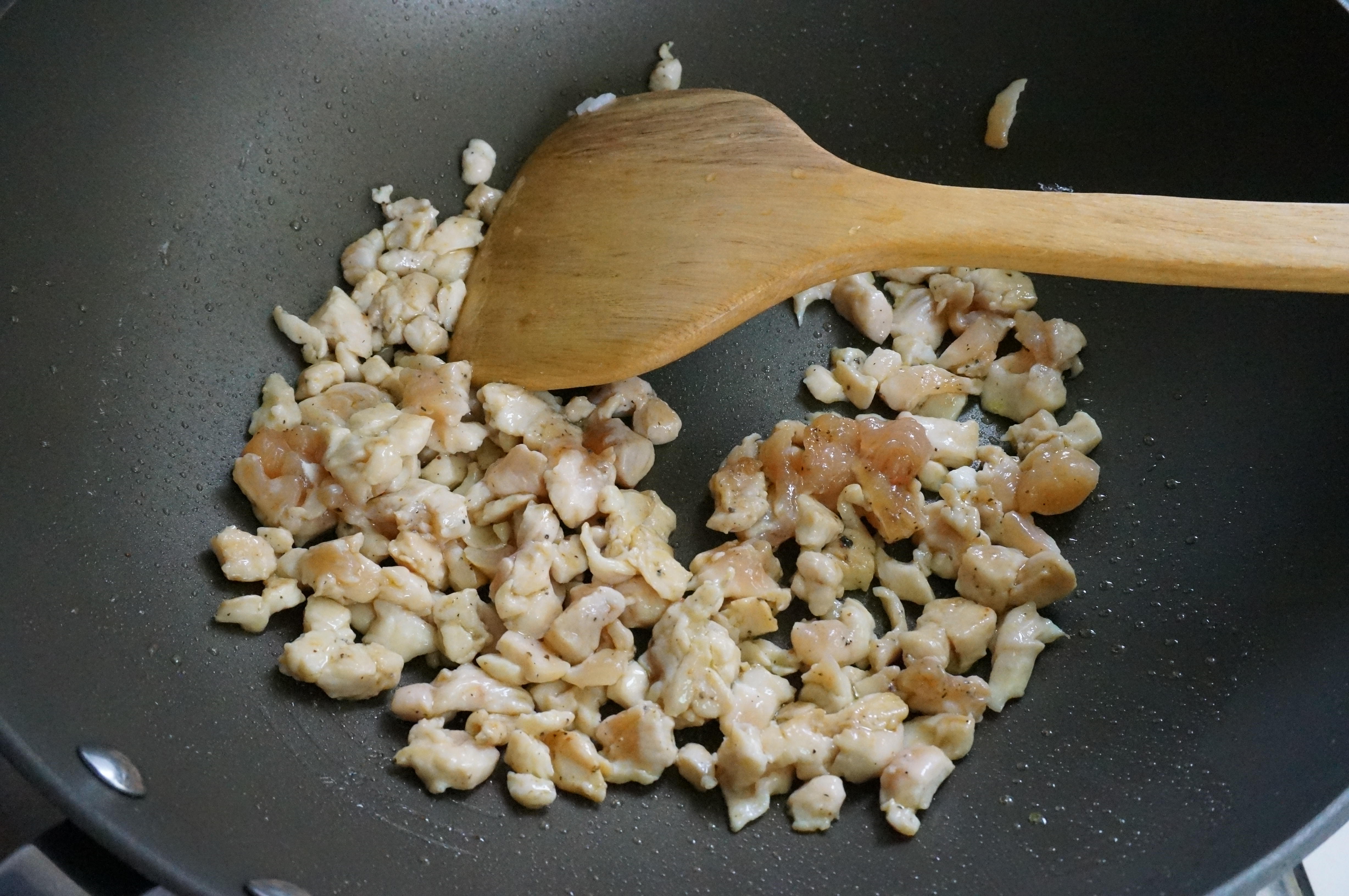 蘆筍雞肉卷 X 蘆筍雞丁炒飯的做法 步骤10