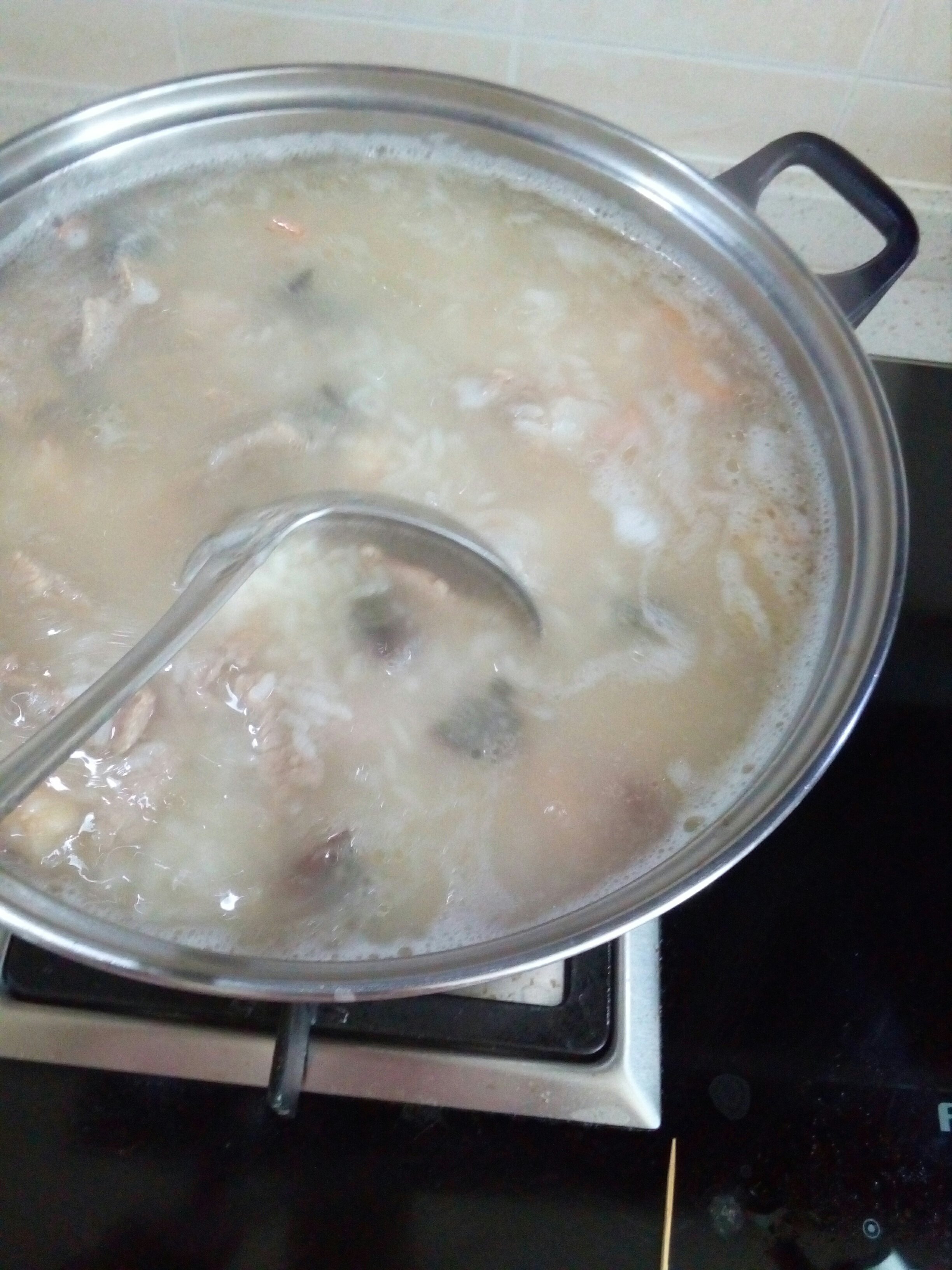 鮮蝦版皮蛋瘦肉粥的做法 步骤5